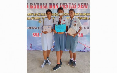 Hebat, inilah profil tim debat XII IPA 2 yang berhasil menjuarai lomba debat Bahasa inggris